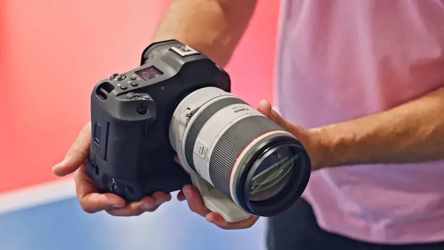 Recensione Canon EOS R1: Mirrorless Professionale Avanzata_01